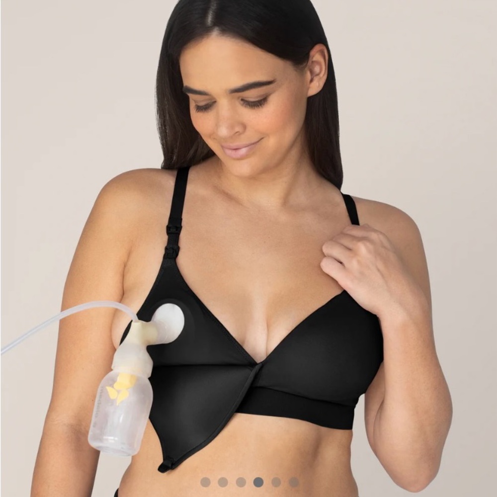 Kindred Bravely Pumping & Nursing Bra NWT Black
